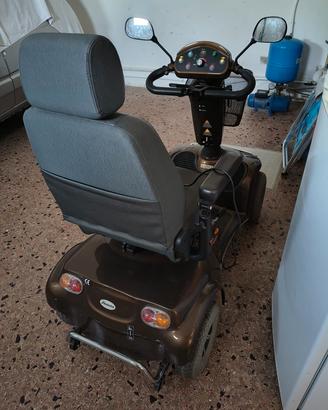 scooter elettrico anziani o disabili 