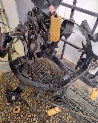 lampadario in ferro battuto 
