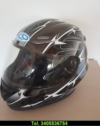 Diversi nuovi caschi - trasporto gratuito