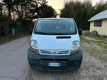 NISSAN PRIMASTAR 1.9TDi/ Passo Lungo / 3 posti