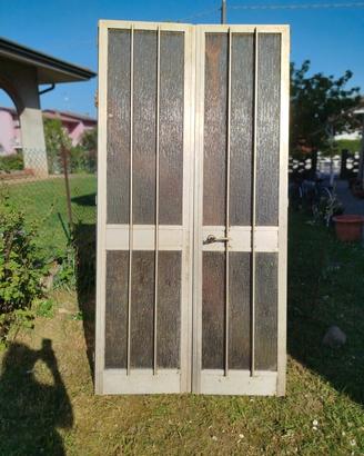 porta di ingresso in alluminio due battenti
