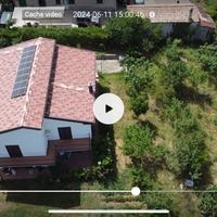 Villa indipendente con ampio giardino