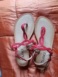 Sandali infradito colore rosso