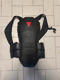 Paraschiena Dainese Manis