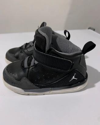 Jordan bimbo n.23,5