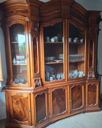 Credenza in legno massello