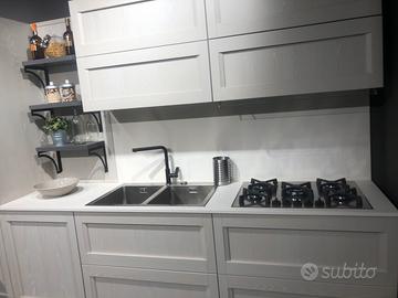 Cucina in legno rovere a prezzo di fabbrica nuova