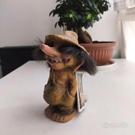 Troll NyForm Con Cappello Norvegese N. 117
