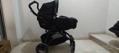 Peg Perego trio book