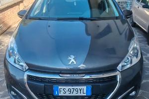 Peugeot 208 1.2 PureTech Allure 2019 – 24.800 km –