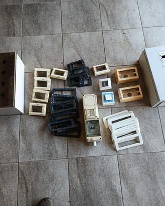 Lotto materiale elettrico