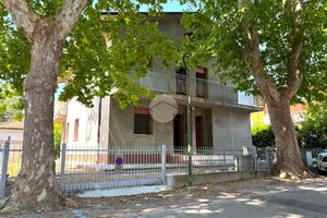 VILLA SINGOLA A CESENATICO