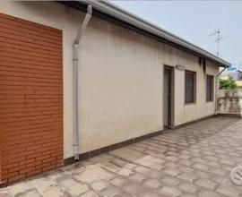 Casa singola su due livelli con garage a Riposto
