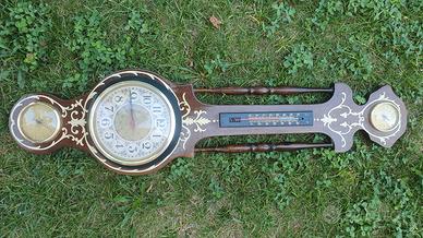 orologio da parete in legno