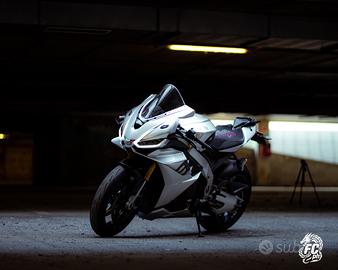 APRILIA RSV4 2022