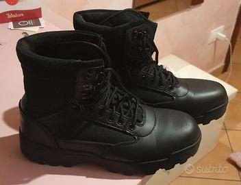 Stivali, scarponi o anfibi unisex