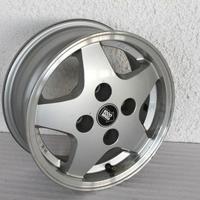 Cerchio in lega per auto "1000 miglia"