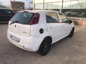 Fiat Grande Punto 1.3 MJT 75 CV 5 porte Active
