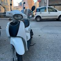 Motorino 50cc 4 tempi bianco