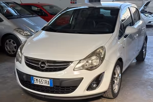 Opel Corsa 1.2 5 porte Sport