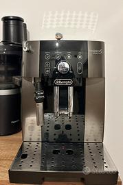 Macchina caffè Magnifica S De Longhi