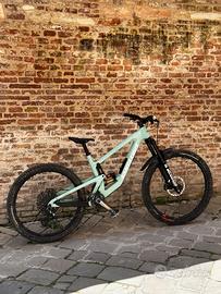 Santa Cruz Nomad 2025