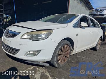 OPEL ASTRA J SPORTS TOURER P10 1.7 CDTI -Ricambi