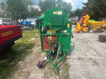 RACCOGLITRICE FACMA PER NOCCIOLE CASTAGNE USATA CI