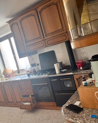 Cucina in rovere completa