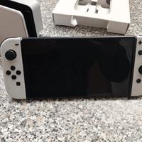 Nintendo Switch OLED Bianca Perfetta + Acc+gioco
