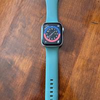 Apple Watch SE 44mm Silver Aluminum case