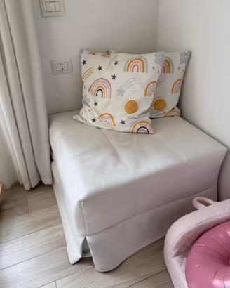 Pouf letto bianco - made in italy - usato poco