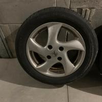 4 cerchi in lega peugeot 15”