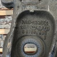 Originale Audi A4 B6 B7 8E Supporto Trasmissione