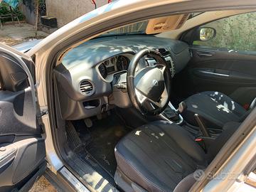 Lancia Delta 2.0 multijet 165cv