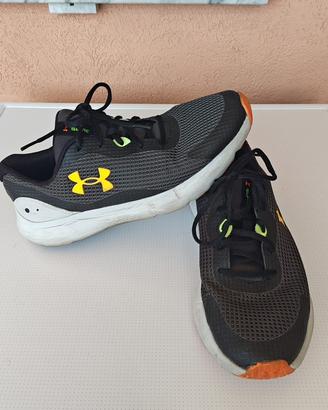 Under Armour Surge 3 uomo n.44 – Scarpe running