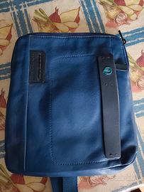 Borsello Piquadro in cuoio 