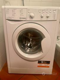 Lavatrice Indesit IWSC61253