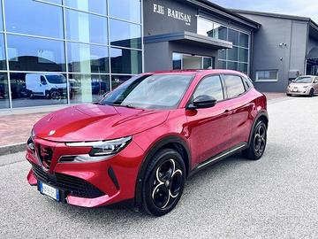 Alfa Romeo Junior 1.2 ibrida Q4 Intensa 145cv...