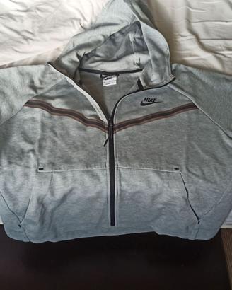 Felpa Nike tech ragazza taglia M