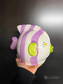 Salvadanaio a forma di pesce