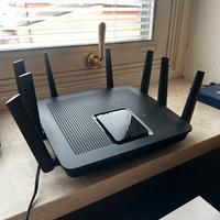 Router Linksys EA9500 v2 AC5400 Tri-Band MU-MIMO