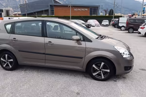 Toyota Corolla Verso 2.2 16V D-4D D-Cat