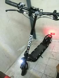 mono pattino