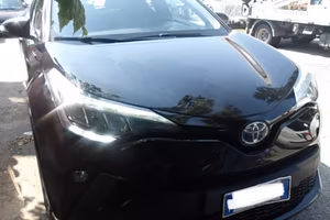 Toyota C-HR 1.8 Hybrid E-CVT Business