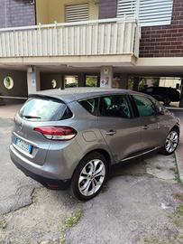 Renault scenic 1.5 diesel 110 cavalli