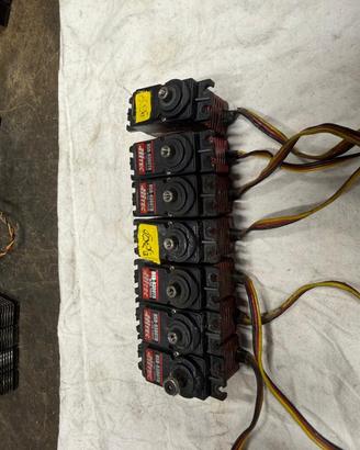 Servi servocomando hitec