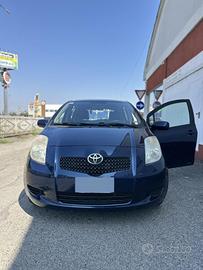 Toyota yaris 2006