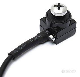 Microtelecamera con lente occultata da una vite