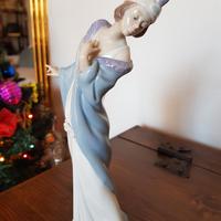 STATUETTA DAMA "THE FLIRT" LlHADRO